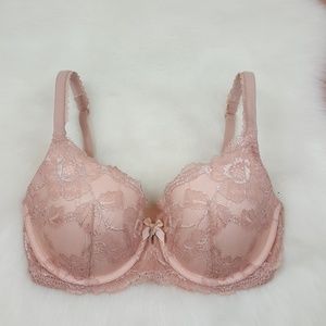 Victoria's Secret Body by Victoria lined demi 32DD
